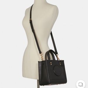 Coach Dempsey Tote 22 With Coach Patch in Black